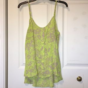 Super cute summer tank with tie back